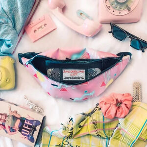 Jacqueline City Apparel Pink 1980's Print Fanny Pack